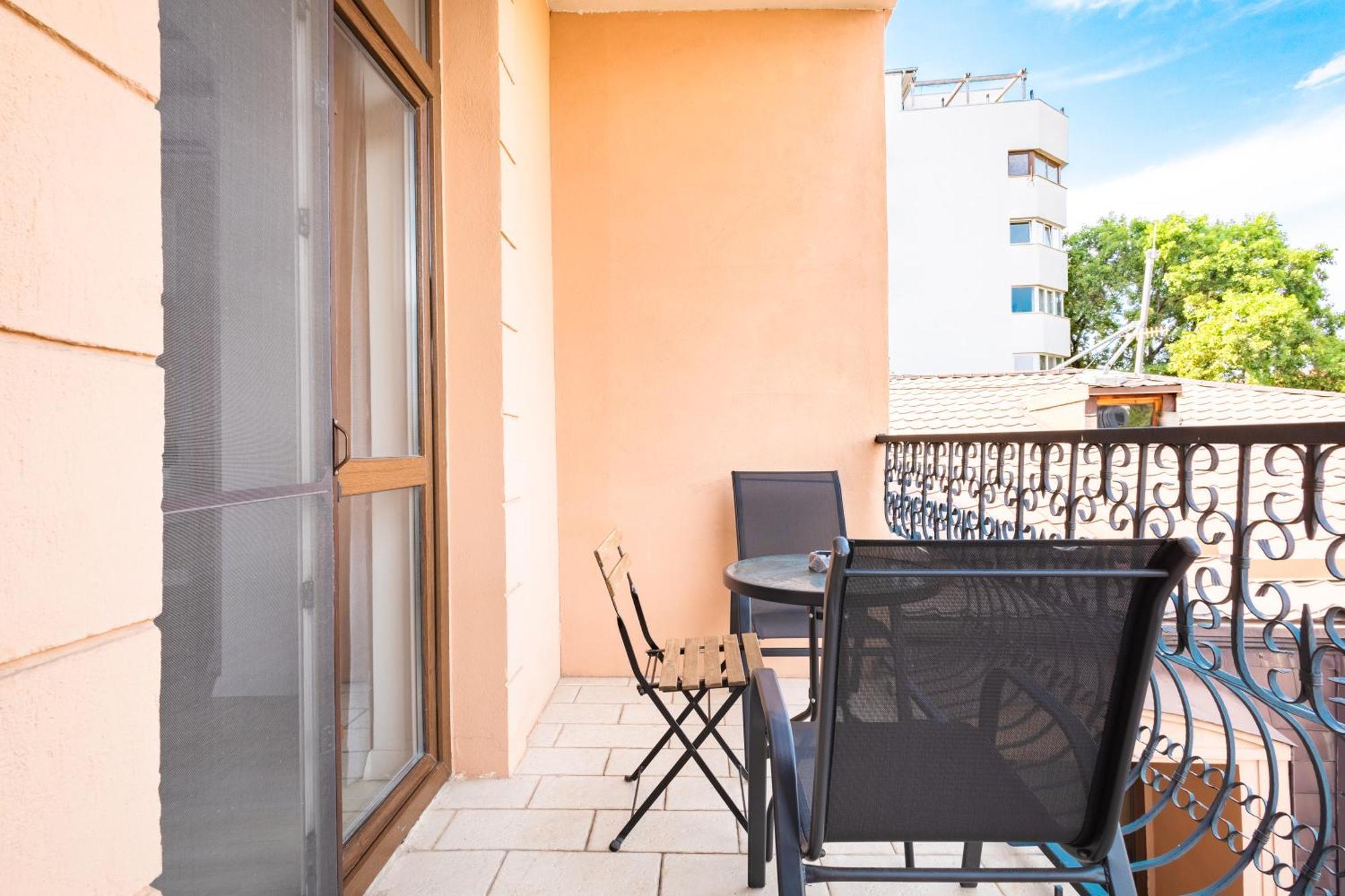 Piccolo Mondo By Citybookings Bucureşti Eksteriør bilde
