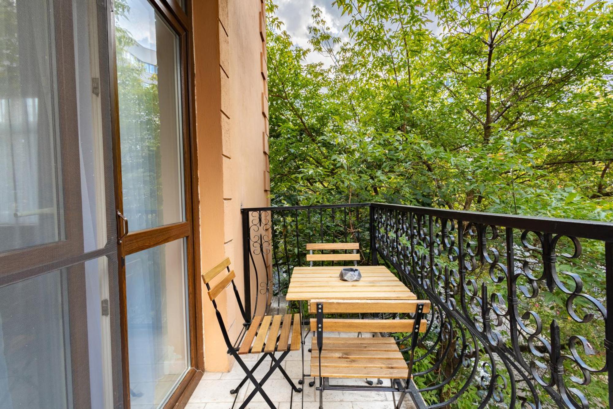 Piccolo Mondo By Citybookings Bucureşti Eksteriør bilde